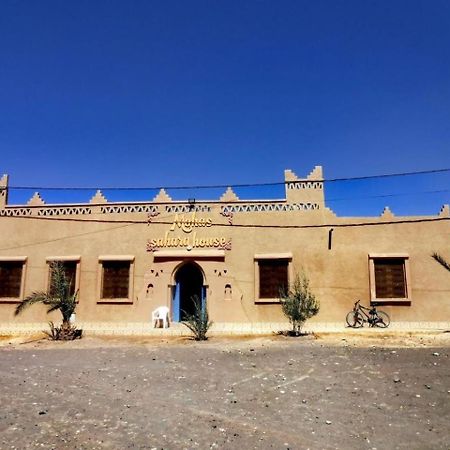 Sahara House Hotel Merzouga Bagian luar foto