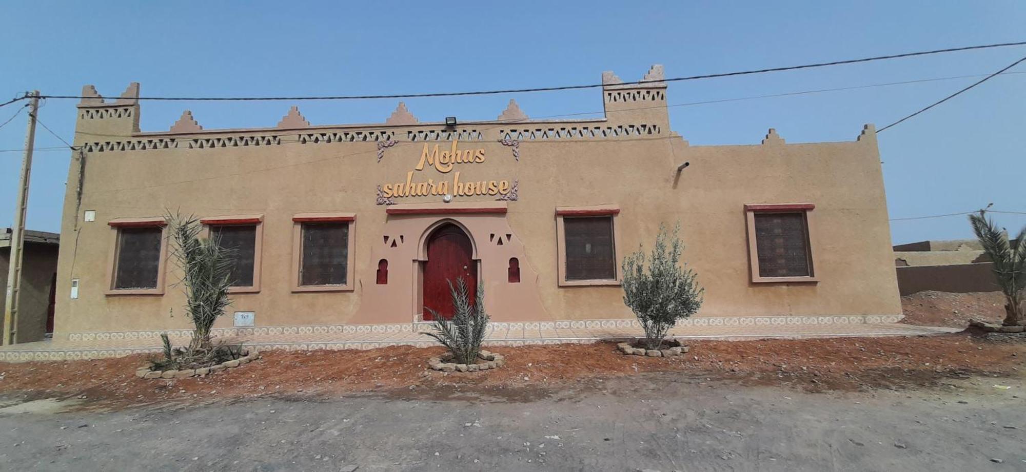 Sahara House Hotel Merzouga Bagian luar foto