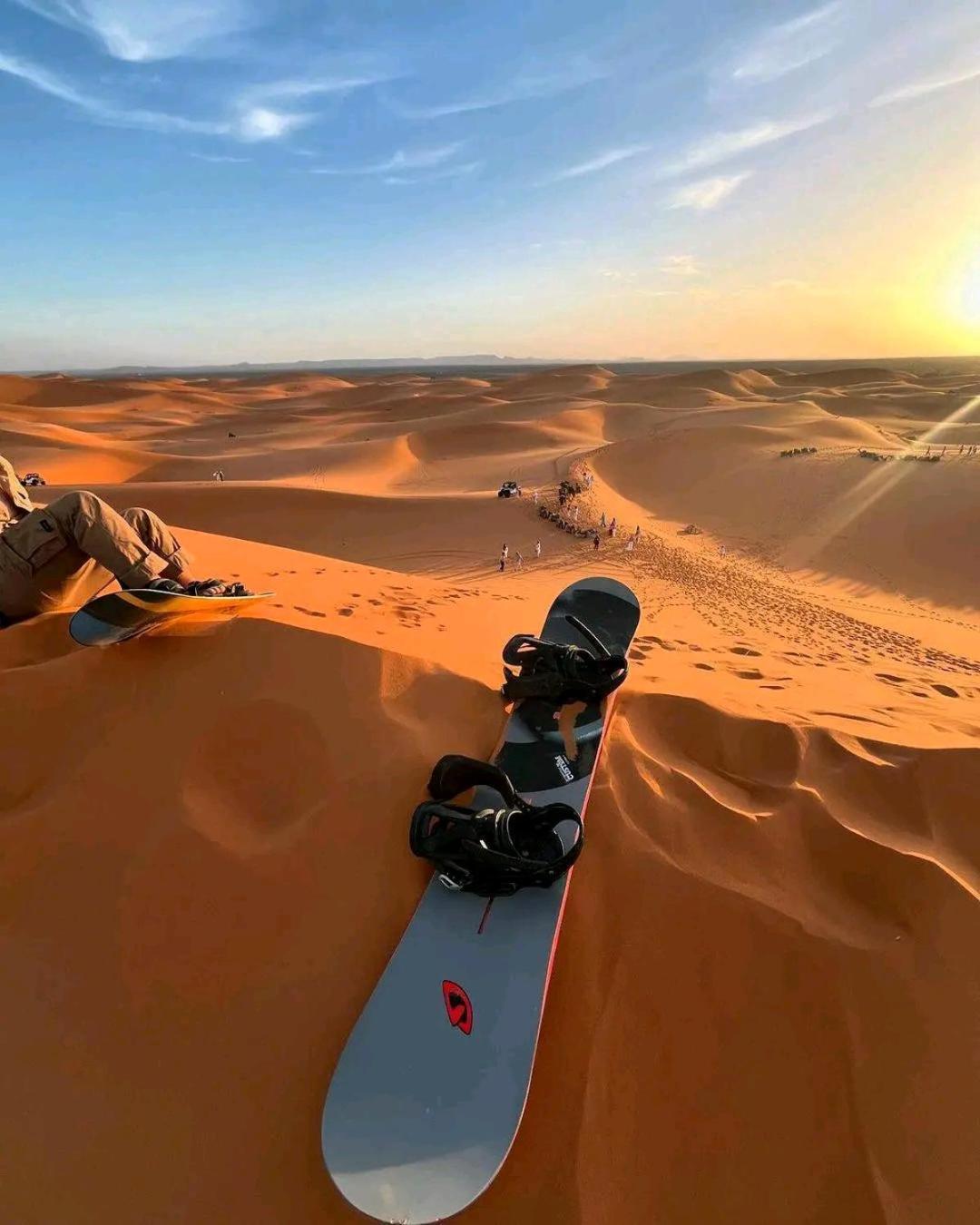 Sahara House Hotel Merzouga Bagian luar foto